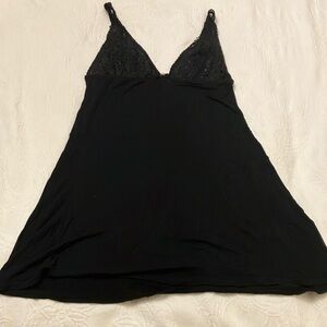 Jessica Simpson Elegant Black Lace Nighty